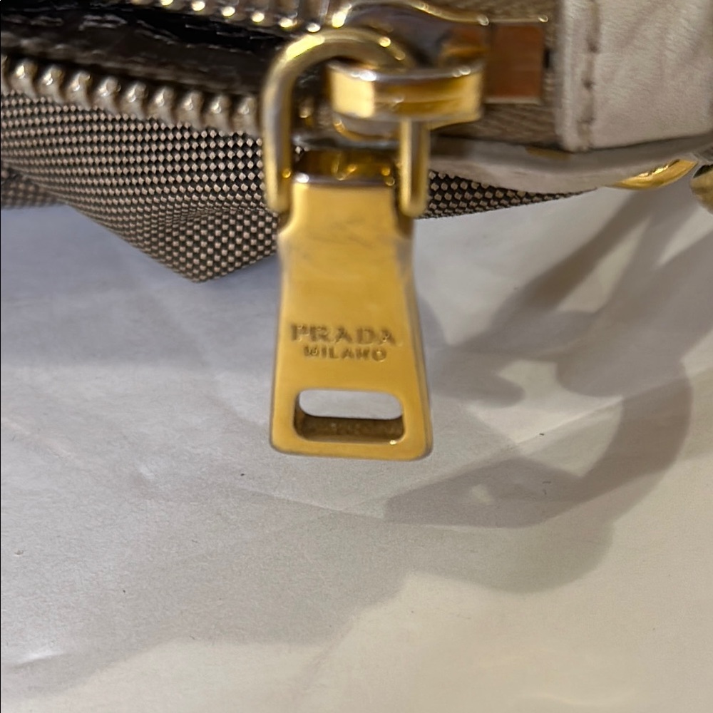 Prada Tan and Cream Crossbody Bag with Adjustable Strap - Picture 6 of 10
